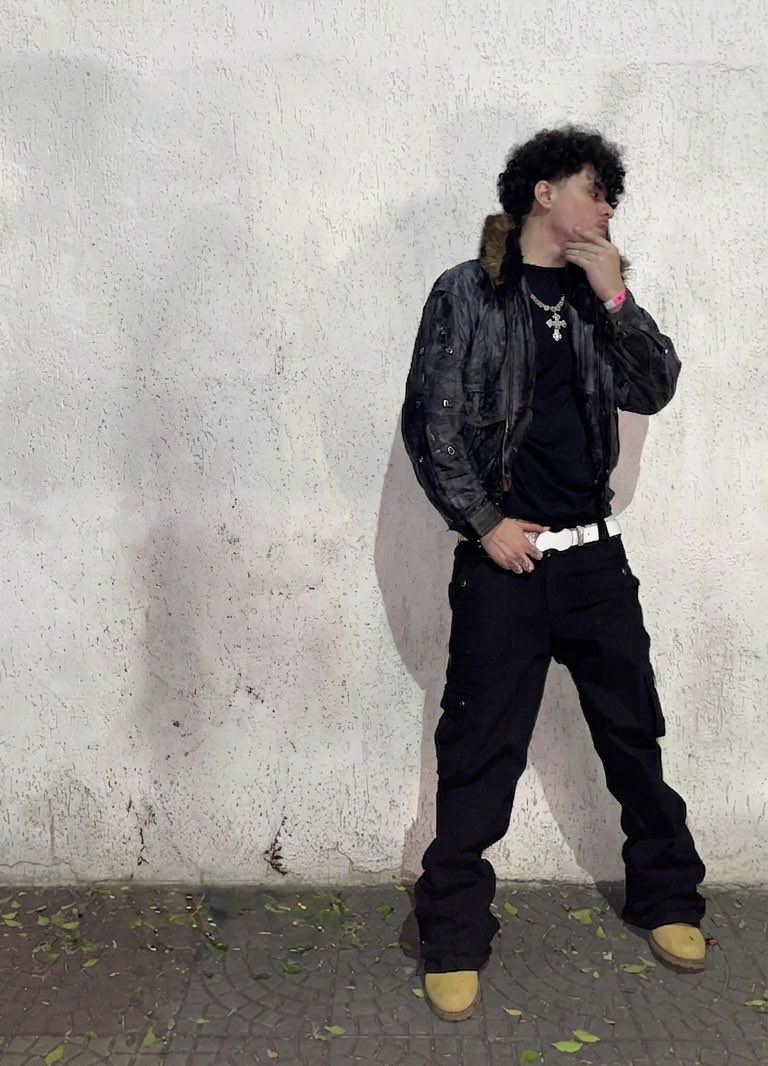 BABY WAVE! tweet media