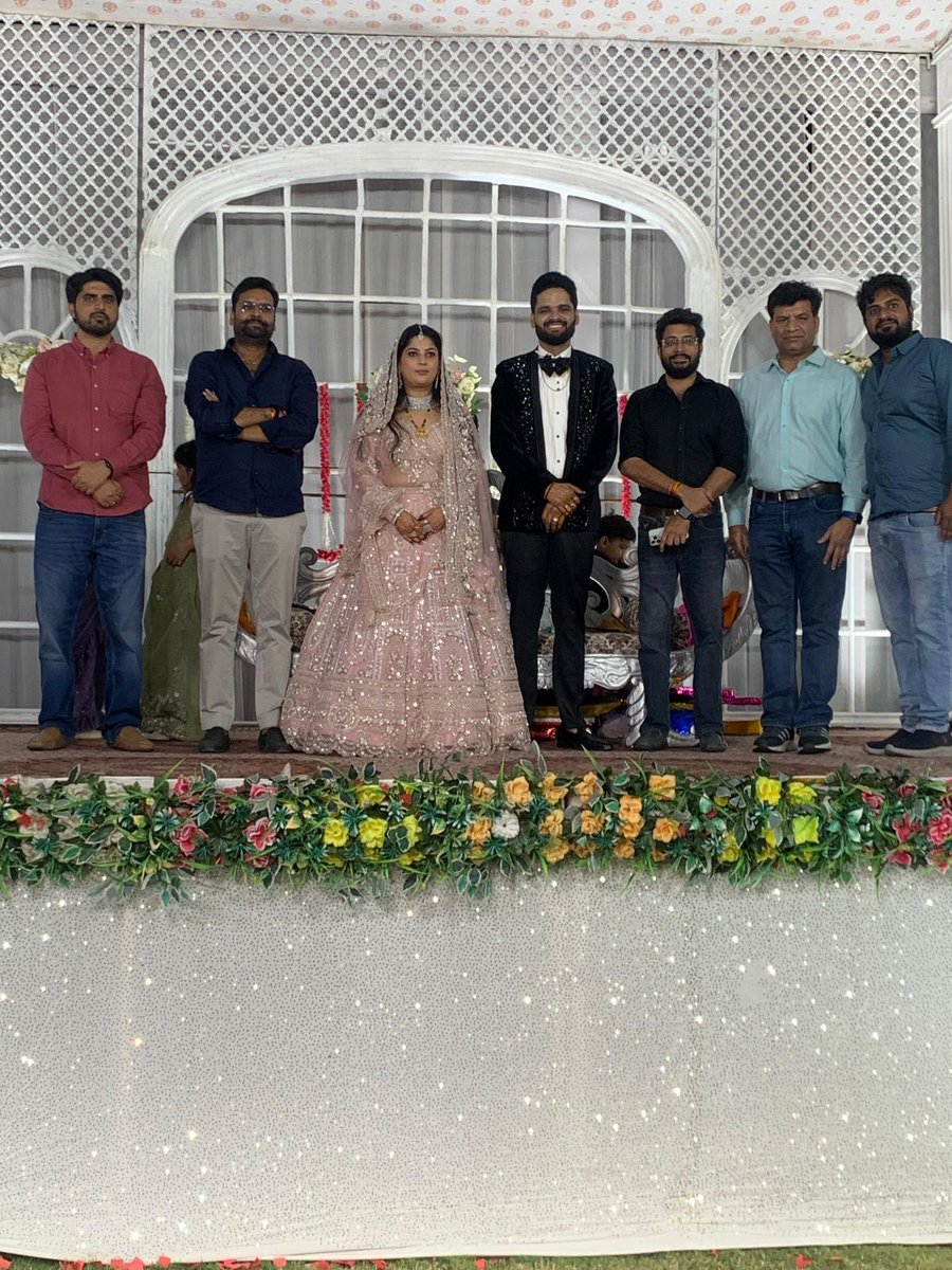 देहात जिला कांग्रेस महासचिव भाई कुश्लेश चौधरी जी के वैवाहिक समारोह में शामिल होकर उन्हें शुभकामनाएँ प्रेषित की ।।