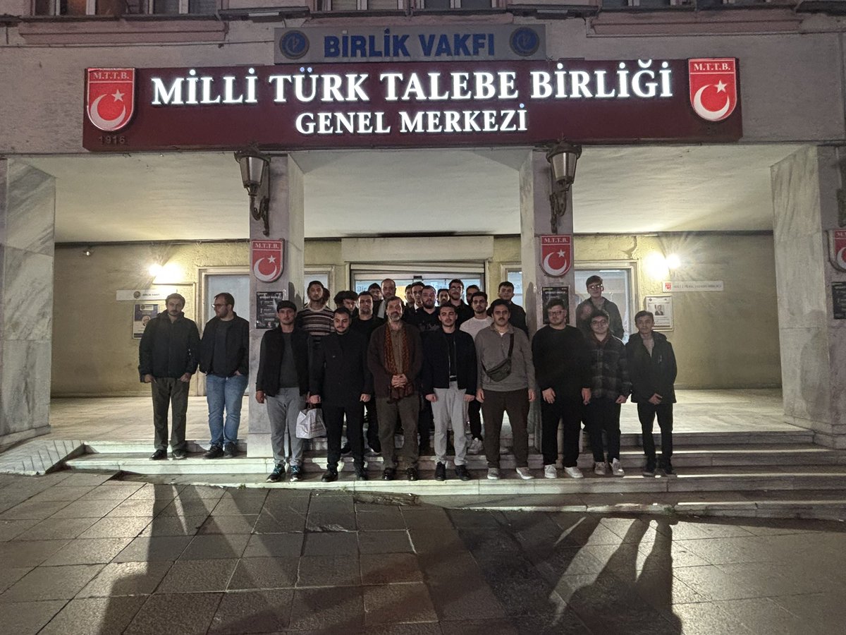 GELENEKSEL CUMA BULUŞMALARI

Akademisyen Sayın Prof. Dr. Ahmet Nohutçu’nun konuk olarak katıldığı Geleneksel Cuma Buluşmaları programı, MTTB Genel Merkezi’nde gerçekleştirildi.