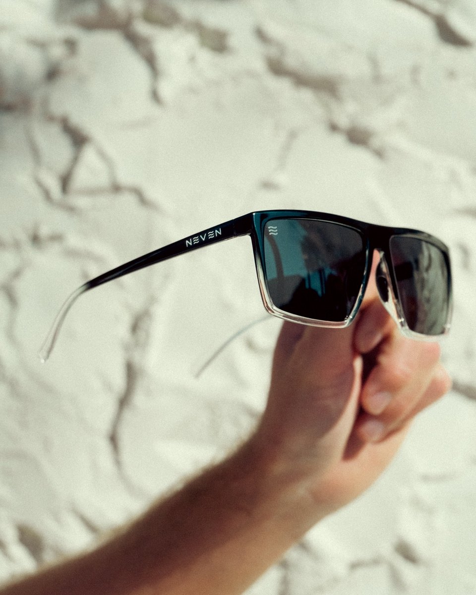 neveneyewear's tweet image. Colorado Bulldog - a sure fan favorite.

#NevenEyewear #Sunglasses #MensStyle neveneyewear.com/pages/colorado…