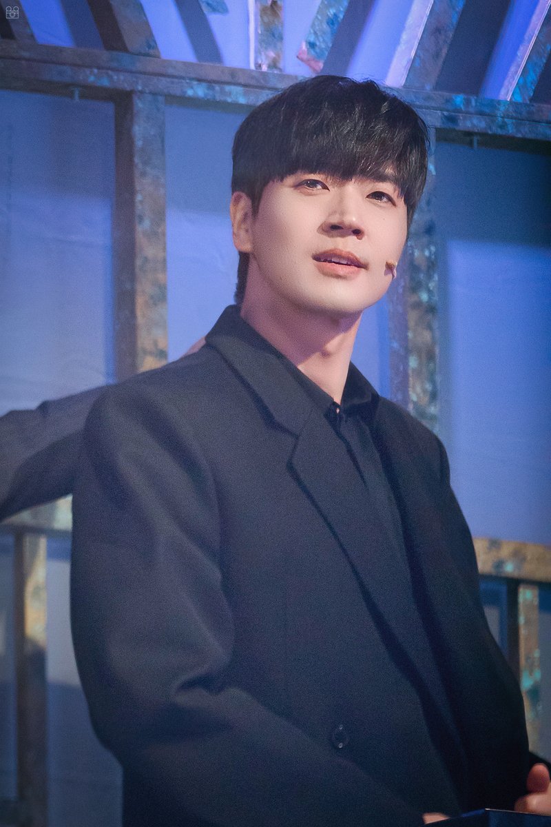 260424 비스티, 김주노 #정민

200회 특집 에이스 미모가 미쳤어요