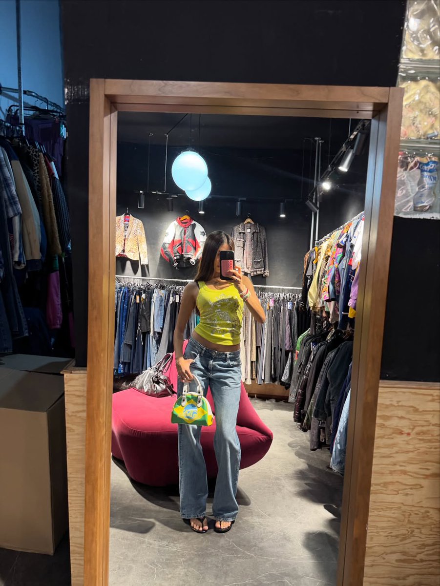 Sabina Hidalgo Charts | Fan Account tweet media