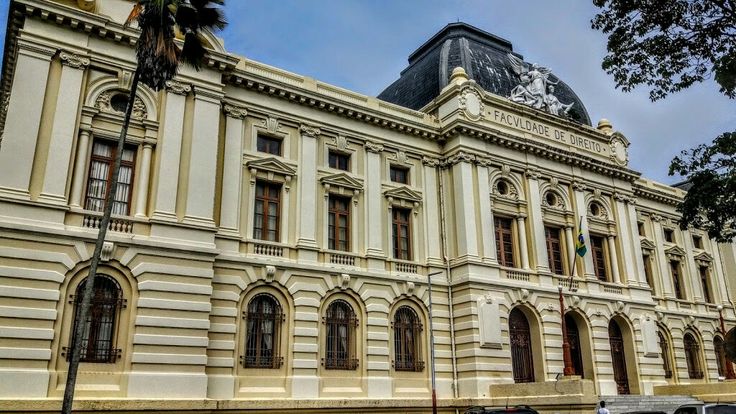 vick ⚖️ tweet media