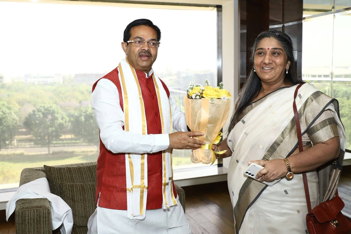 blvermaup's tweet image. चंडीगढ़ में होटल द ललित पहुंचने पर मंत्रालय के अधिकारियों ने आत्मीय स्वागत किया! 
@MSJEGOI @socialpwds
#Divyangjan #empowerment #RVY #राष्ट्रीय_वयोश्री_योजना #chandigarh