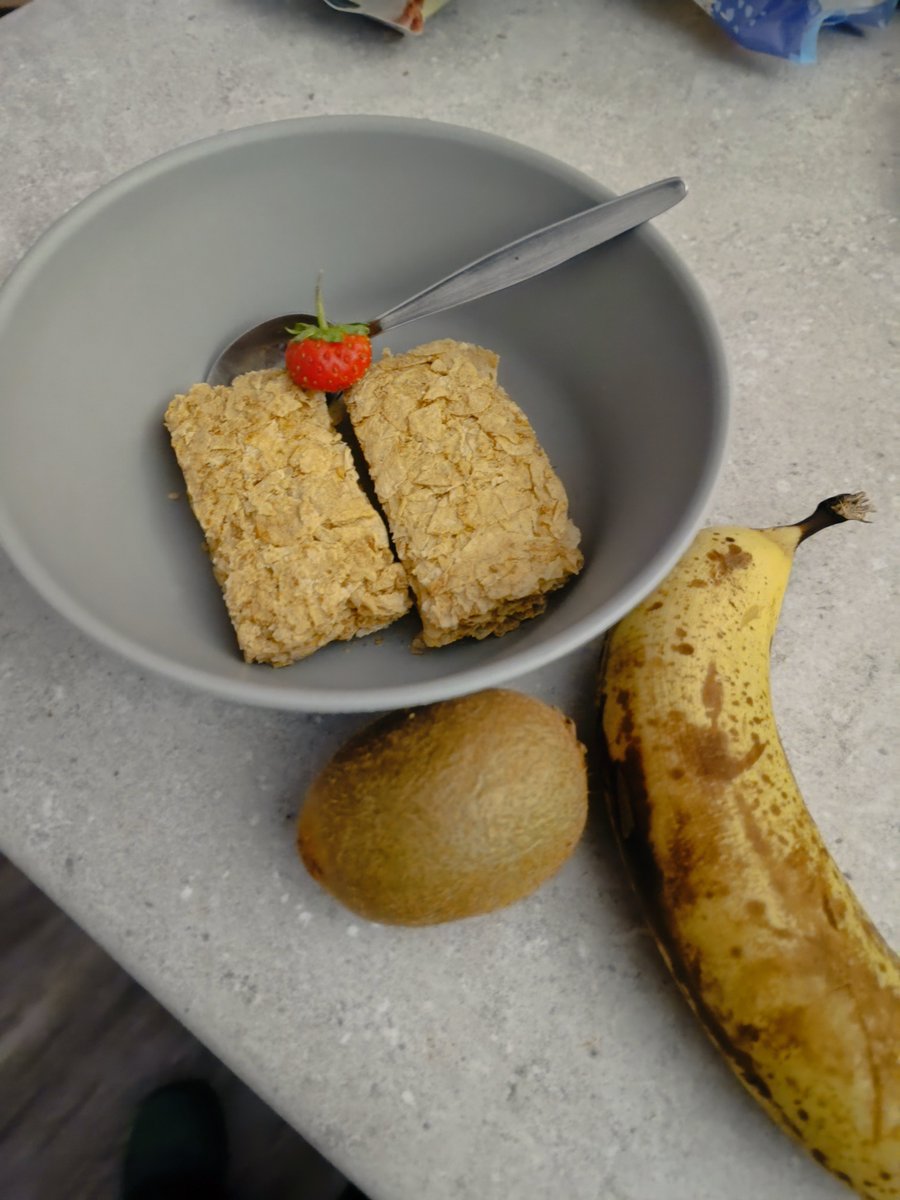 cecithepleb tweet media