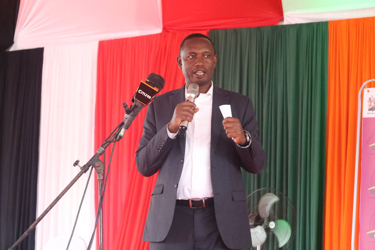 UwezoFund's tweet photo. @UwezoFund  today disbursed KSh 4.69m to 42 beneficiary groups during a landmark Cheque Issuance and Joint Economic Empowerment Sensitization Prog.  held at Chevaywa Technical and Vocational College in Lugari Constituency
@lengapiani
@MSEA_Kenya 
@DrOparanya 
@annie_njenga https://t.co/X0aOyZfN81