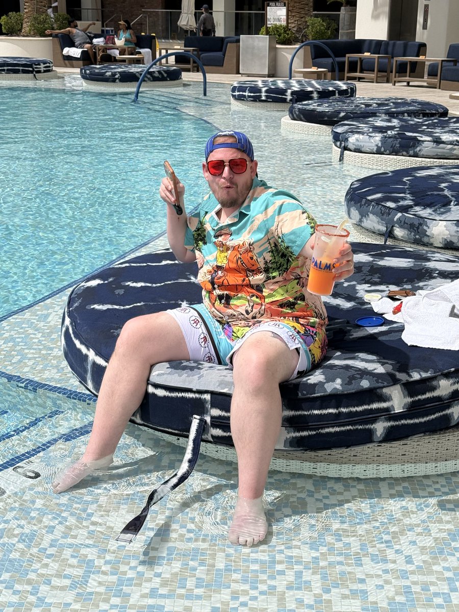 Barstool Spring Break tweet media