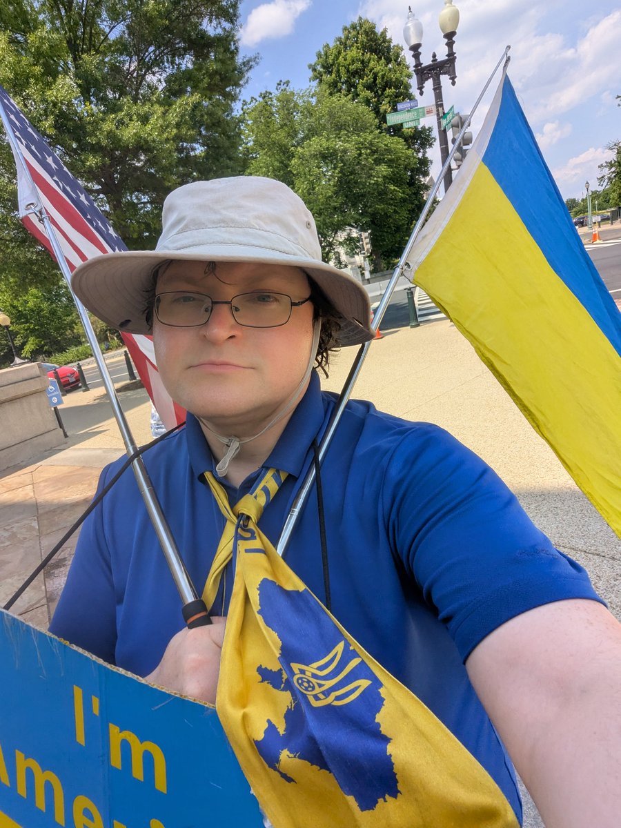 Ukraine Rally DC 🇺🇸🇺🇦 tweet media