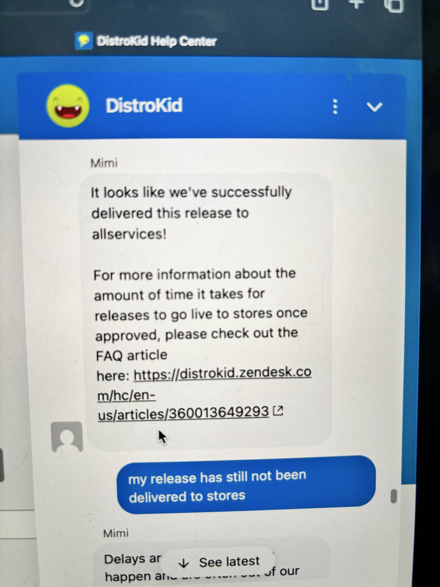 VoirCapone's tweet photo. @DistroKid 
This song was supposed to be out YESTERDAY dawg. I’ve had so many releases. Marketing is up. It’s said it will be delivered to stores for 48+ hours but the dot is still yellow. UPC: 825373604590. Your customer support team is incompetent. Fix it https://t.co/Z0XiRVxhaj