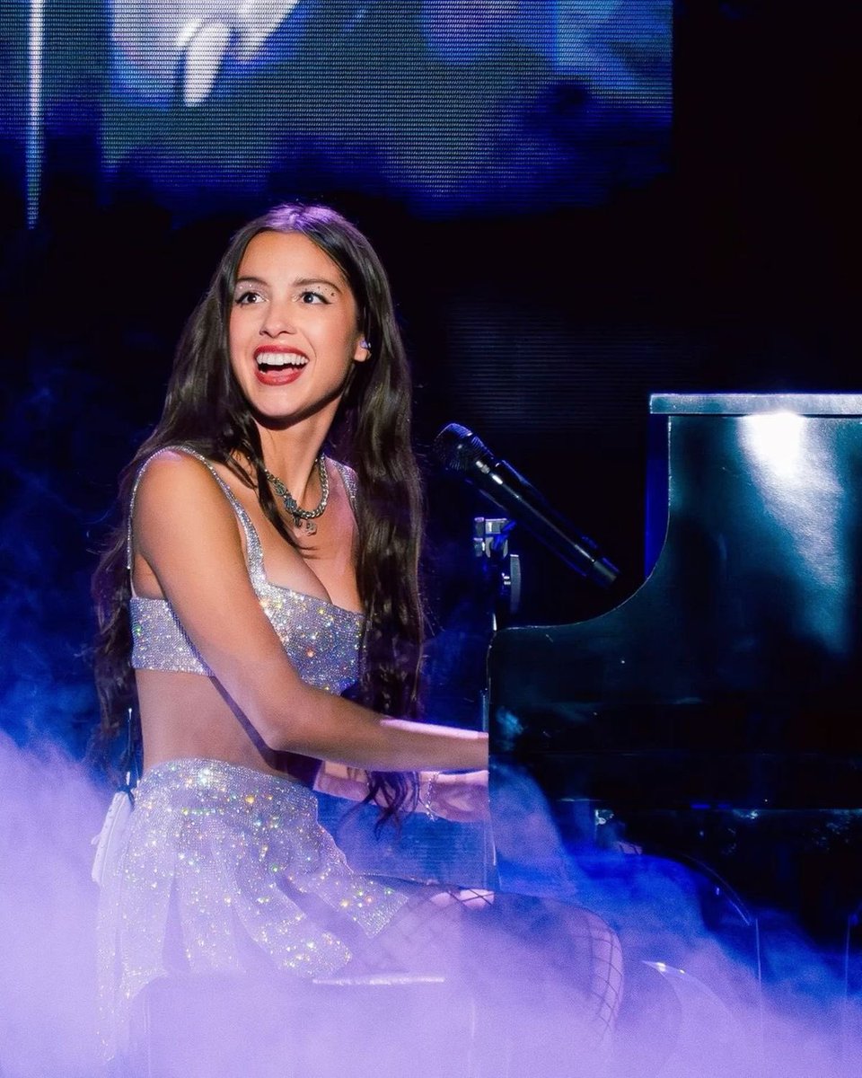 Leaks About Pop World tweet media