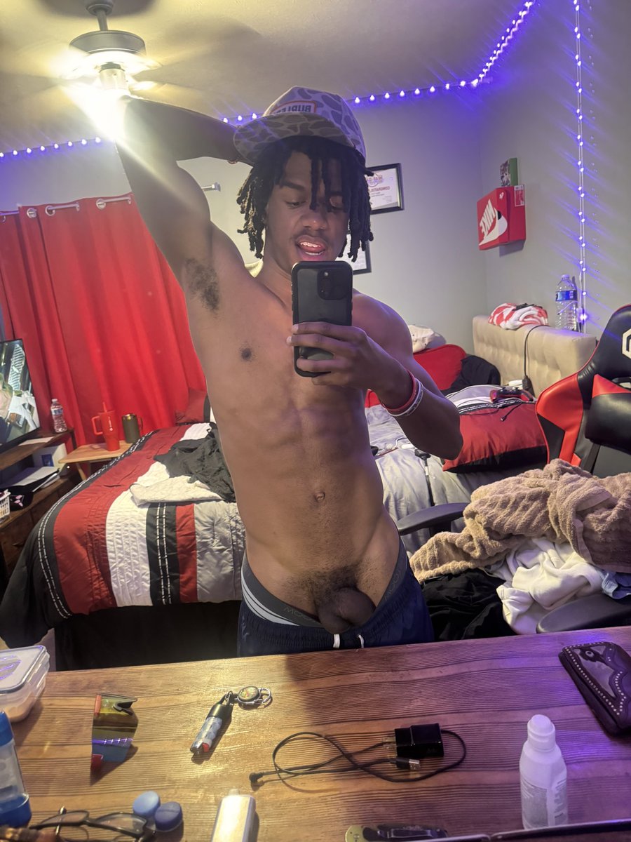 MasterSlangin findom tweet media