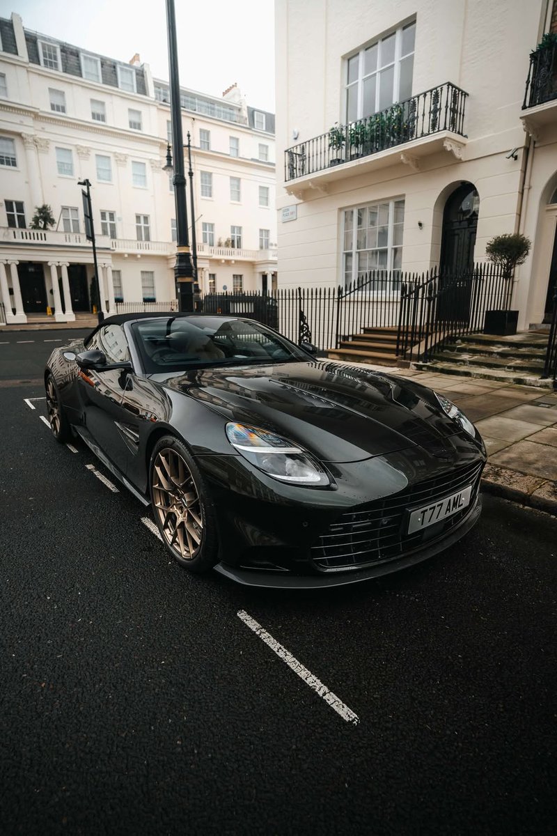 Aston Martin tweet media