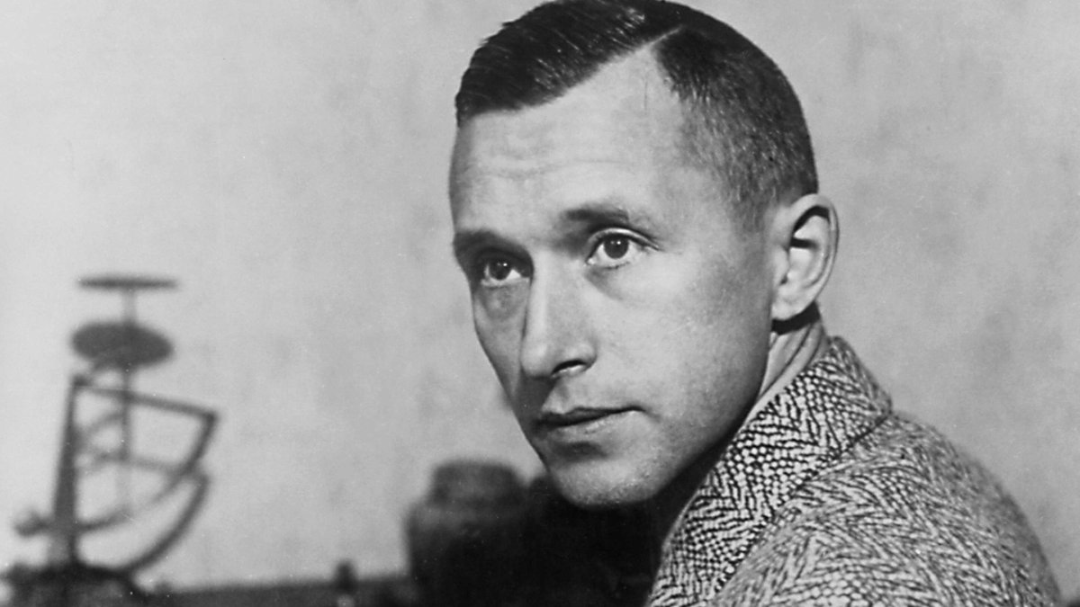 Multipolar Press / Constantin von Hoffmeister tweet media