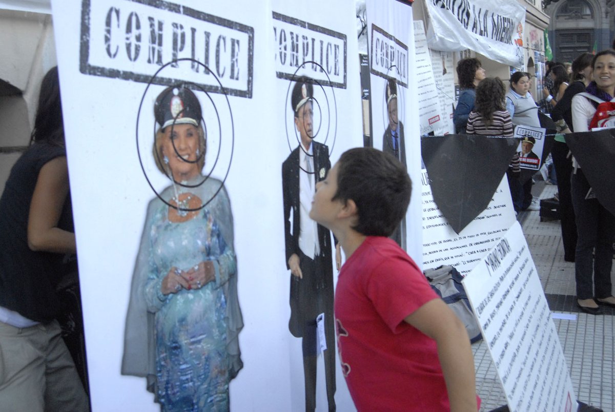 Luis Marchand tweet media