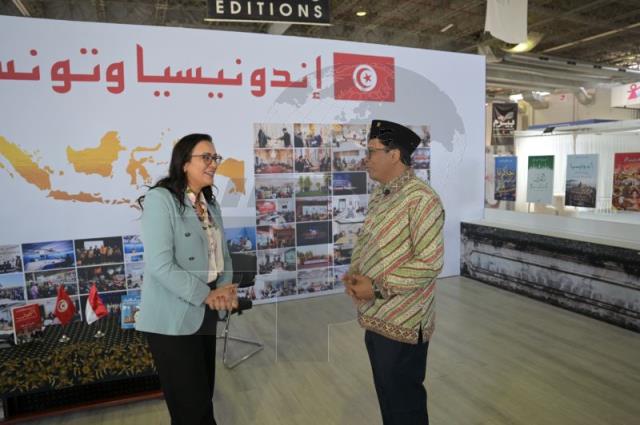 TapNewsAgency's tweet image. #Tunisia: #Indonesia’s Ambassador Zuhairi Misrawi highlighted deepening bilateral ties in @TapNewsAgency interview at #FILT2026 where Indonesia is Guest of Honour, spotlighting growing cultural, economic &amp;amp; tourism cooperation, with trade rising to $350M. tinyurl.com/jer7f732