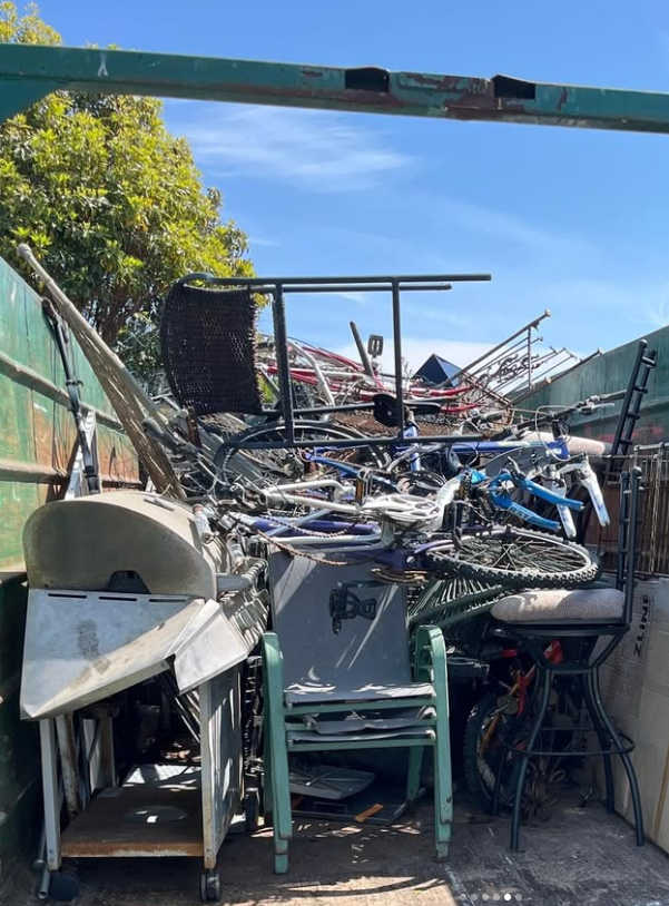CityofOceanside's tweet image. Another free shred and cleanup event is being held on Sat., 5/9 from 8am-12pm at 4691 Calle Joven in #Oceanside. Oceanside residents can drop off unwanted household items.  Be prepared to show proof of O'side residency.