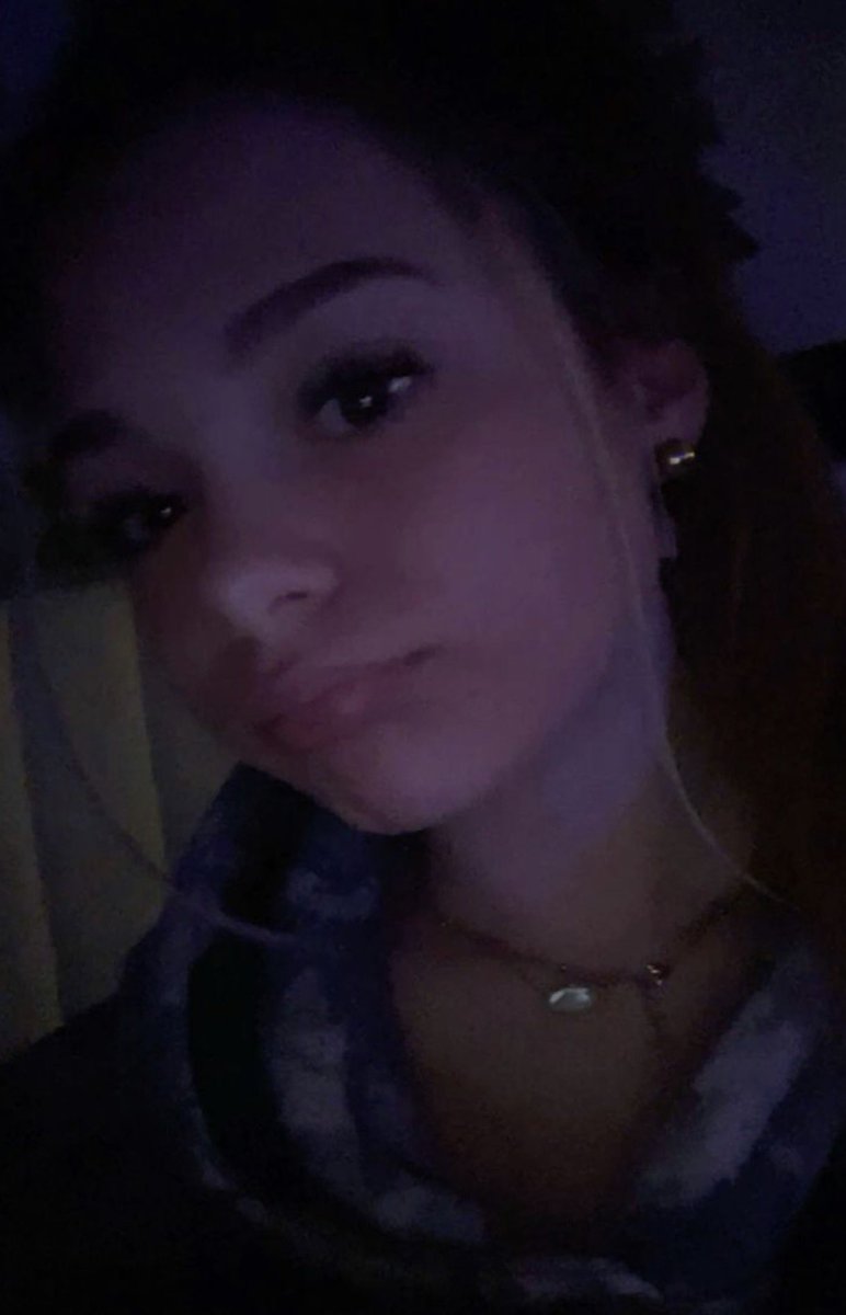 4vaery's tweet image. only 1 day till bahamas! so excited

#money #dommes #feet #hot #daddy #findom #hottest #vacation #hair #lips #ETECSADTNorte