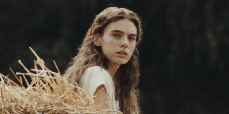 themoviewaffler's tweet image. "It isn't a ghost story, but it's very much a story of a haunting."

SOUND OF FALLING is on UK/ROI VOD and MUBI UK now.

Read @hilliseric's review at themoviewaffler.com/2026/02/sound-…

#SoundOfFalling #WorldCinema #MUBI #film #movies