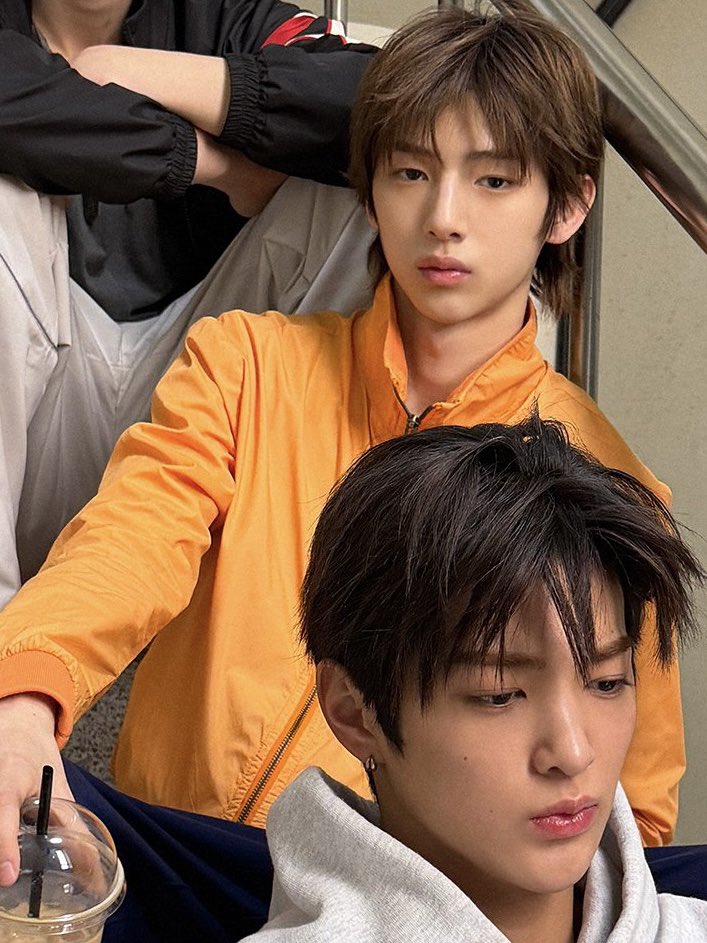 나 🍀 tweet media