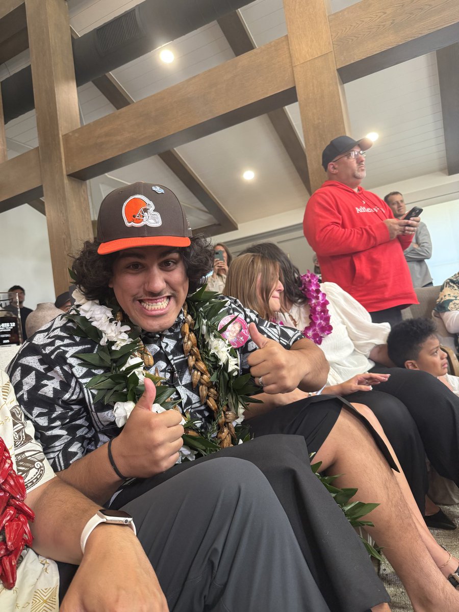 Logan Fano tweet media