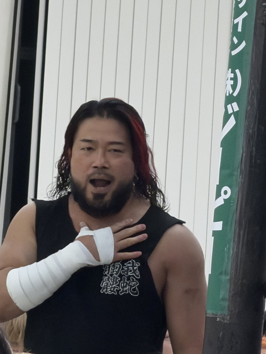 BkRi38238's tweet image. KAIももちろん行ってきた😂
いっぱい話したドリーム戦良かったし本間スプラッシュプランチャーめっちゃ好きやったから封印解くか思った言うてロブヴァンダムに影響されてたって教えてくれた！
大仁田厚も話もめっちゃした多分テーピングとか似てるよな今度聞こ👍
KAIはずっと応援する
#DRAGONGATE
#KAI