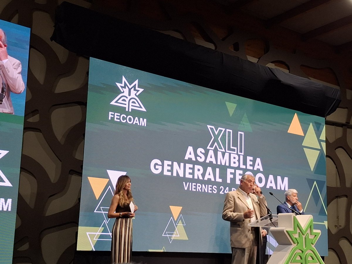 JM_Pancorbo's tweet photo. ✅️Acompañado de @Alberto_Garre_ y @Pascual_SH en la XLI Asamblea de @fecoam 
✅️Las cooperativas agrarias de la Región son motor fundamental de nuestra economía. https://t.co/82ioxOaAzP