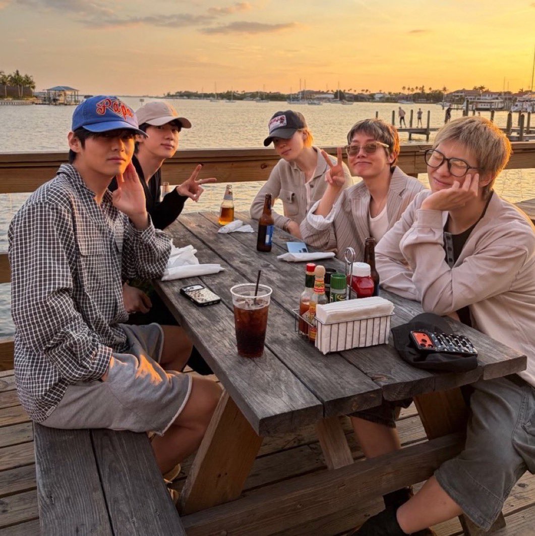 MY FAMILYYYYYYYY😭😭😭😭😭