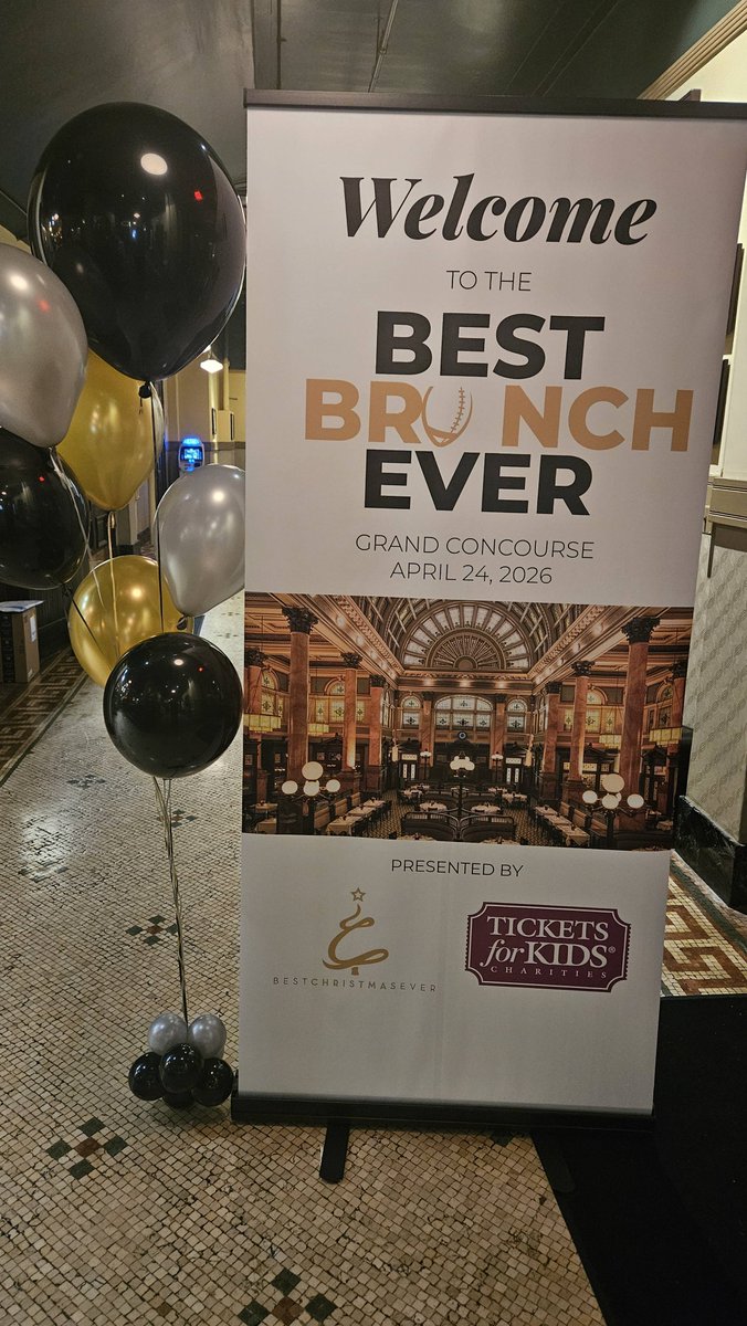 SportsPhilanNet's tweet image. First stop of Day 2 of the NFL Draft was Best Christmas Ever. Terrific event in a beautiful setting at the Grand Concourse raising money to bless families in need at the holiday times. 

#SportsPhilanthropyNetwork
#sportsphilanthropyworld
#athletes
#foundations
#nonprofits