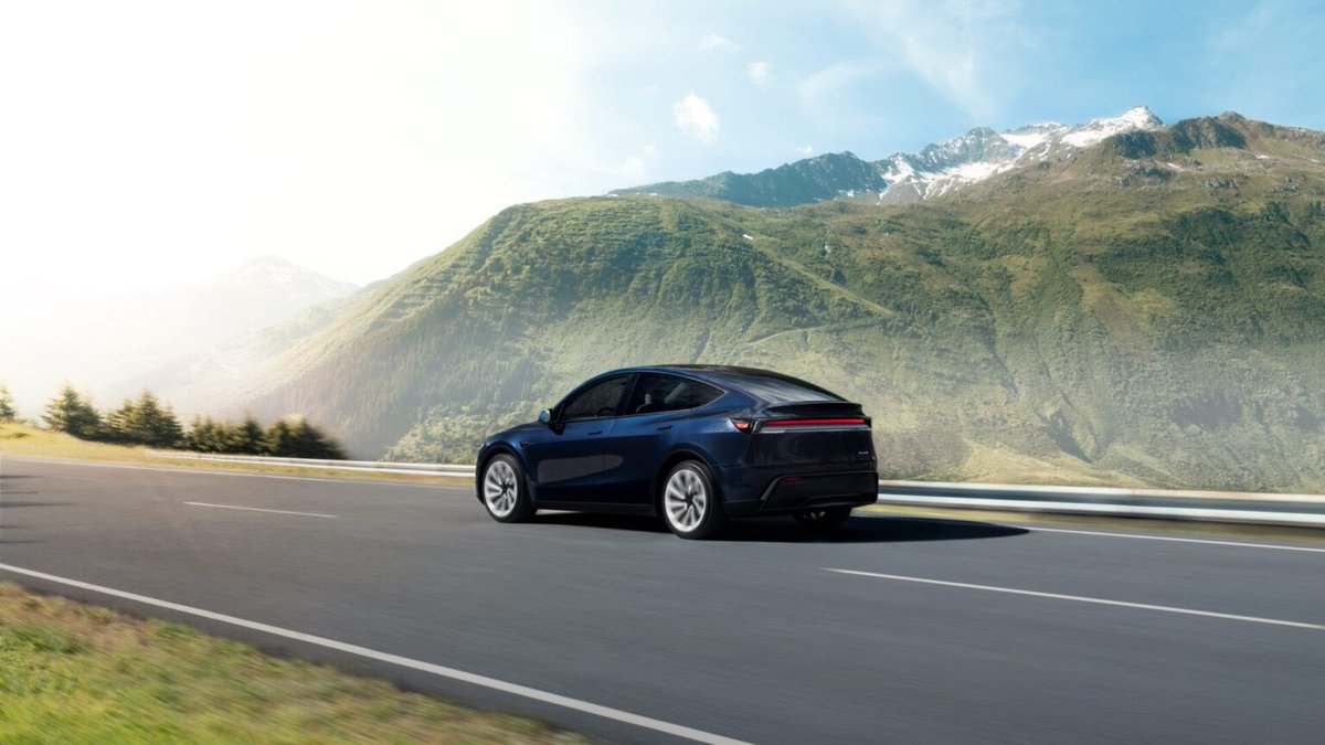 TheTeslaLife's tweet image. #Tesla Is Cutting Prices for Government Fleet Buyers — Up to 4% Off
teslanorth.com/2026/04/24/tes…