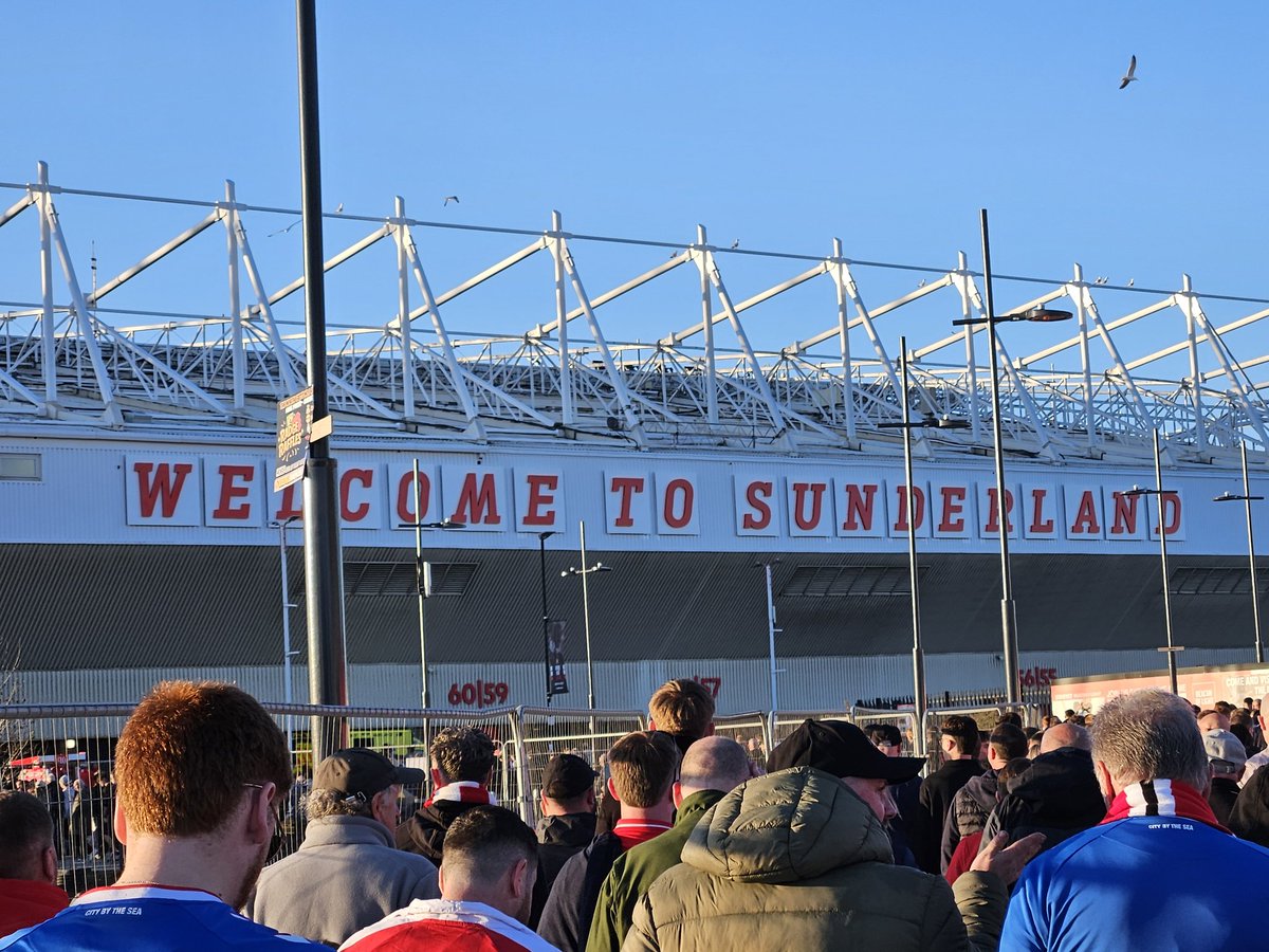 NeilWakelam's tweet photo. Looks class #safc https://t.co/QdXhIwuwN4