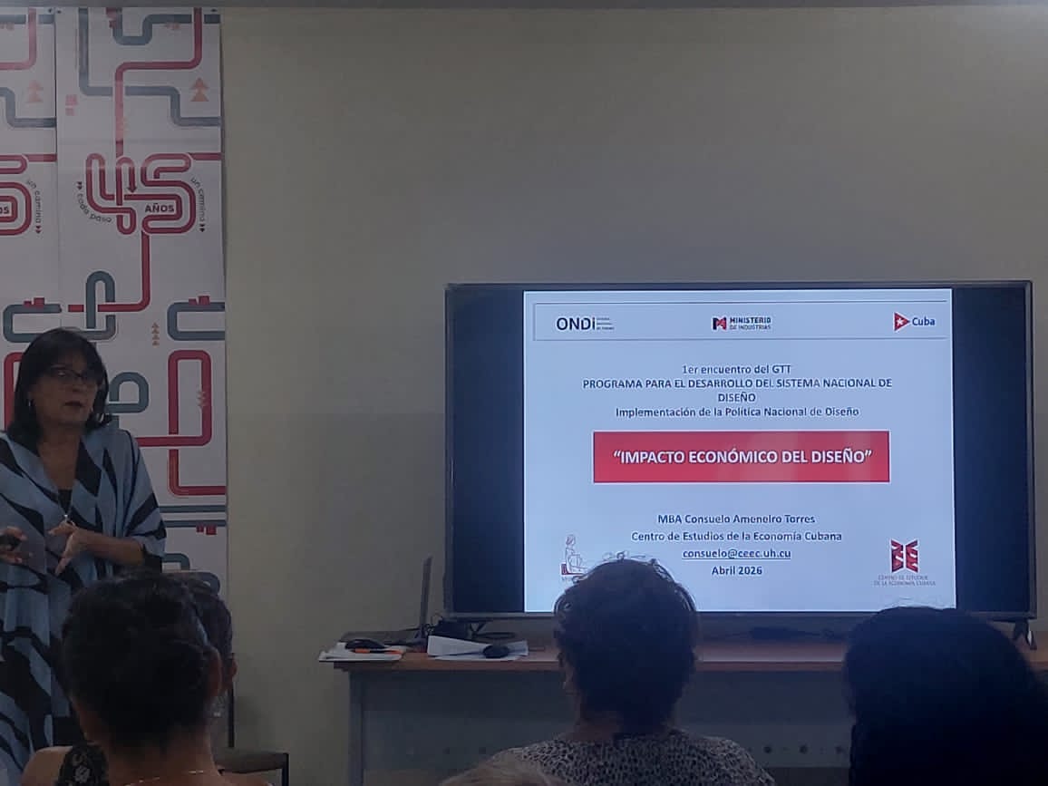 MindusIndustria's tweet photo. Intercambio con organismos, entidades y el gremio de los diseñadores en @CubaOndi,  como parte de las acciones de la Politica de Diseño y Comunicación Visual.
Magistral Conferencia de Consuelo Ameneiro,sobre el impacto económico del Diseño.
#IndustriasCuba #DesarrolloIndustrial https://t.co/47WGQPz8U7