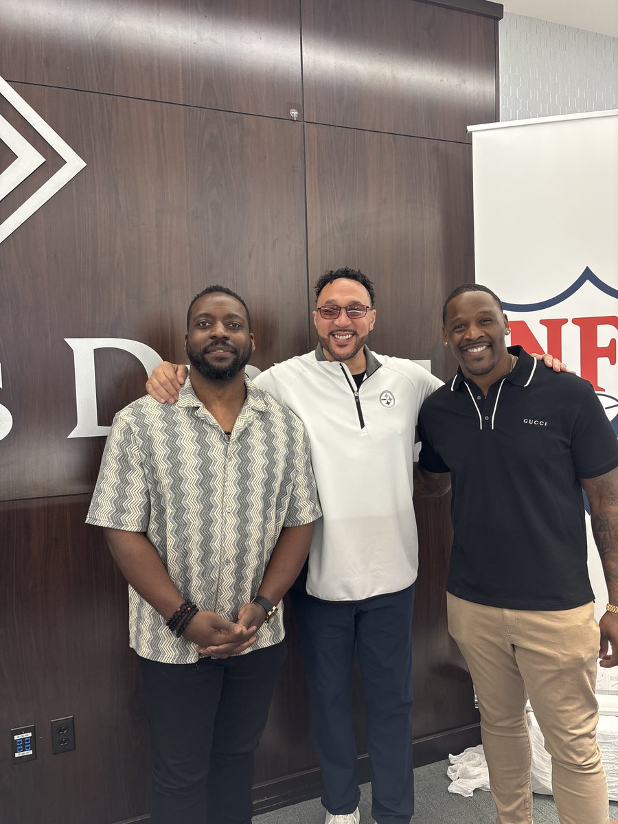 NFLAlumniPittsburgh tweet media