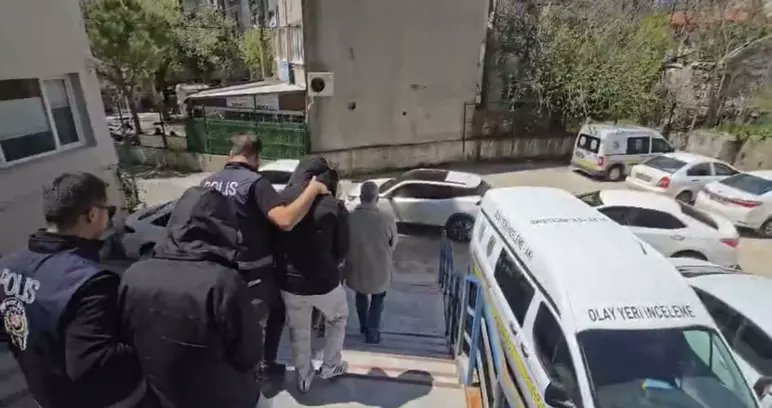 Fuhuş operasyonunda 5 gözaltı anterhaber.com/fuhus-operasyo… #bodrum #muğla #polis #operasyon #fuhuş