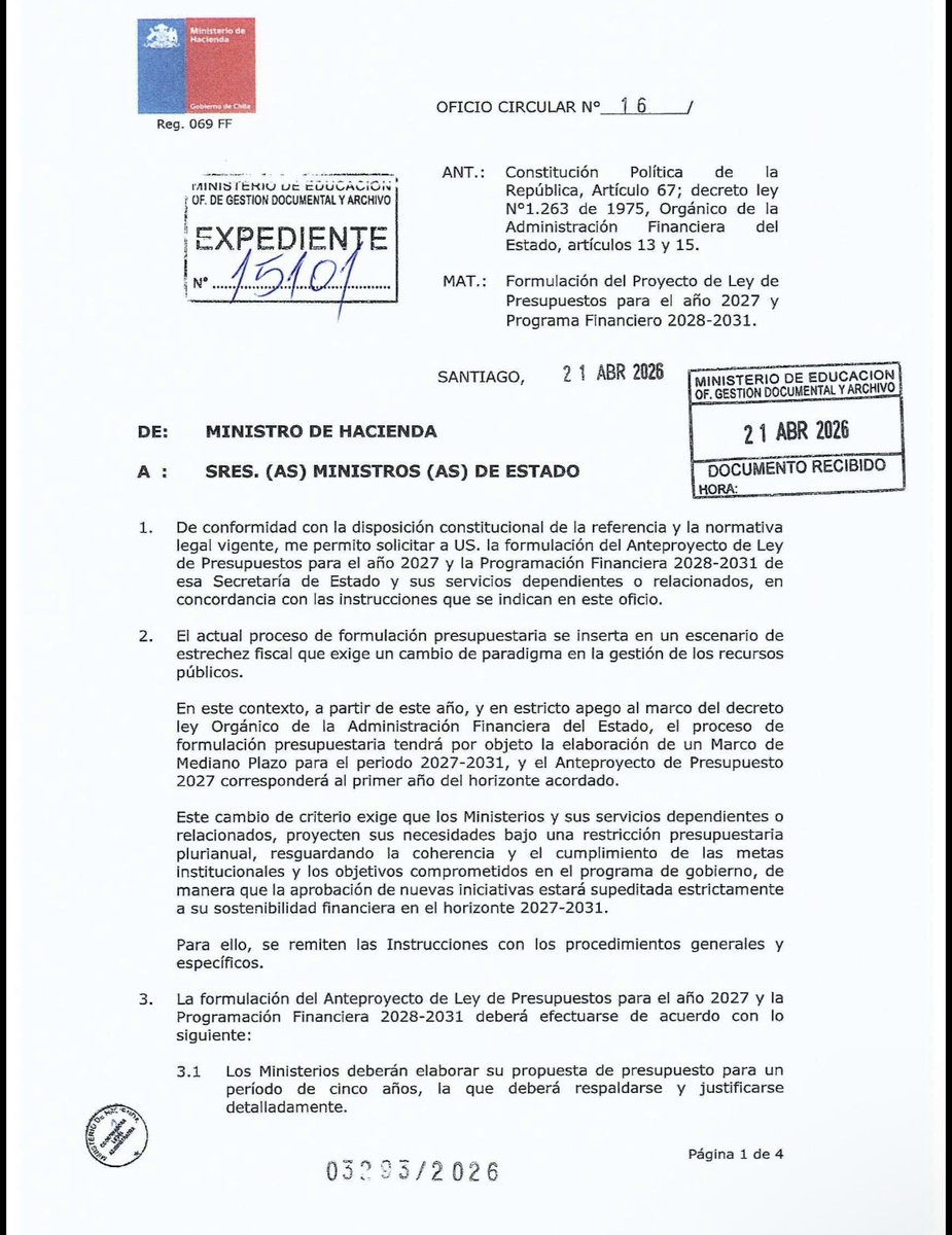 QueClaueres's tweet photo. El gobierno de José Kast a través de su ministro de Hacienda, Jorge Quiroz, hoy  plantean un recorte del presupuesto de educación que va en contra de los derechos fundamentales de los niños de Chile. Sería bueno que la @CIDH @cidhuchile @defensorianinez  se pronunciaran. https://t.co/IX9XWRXqxz