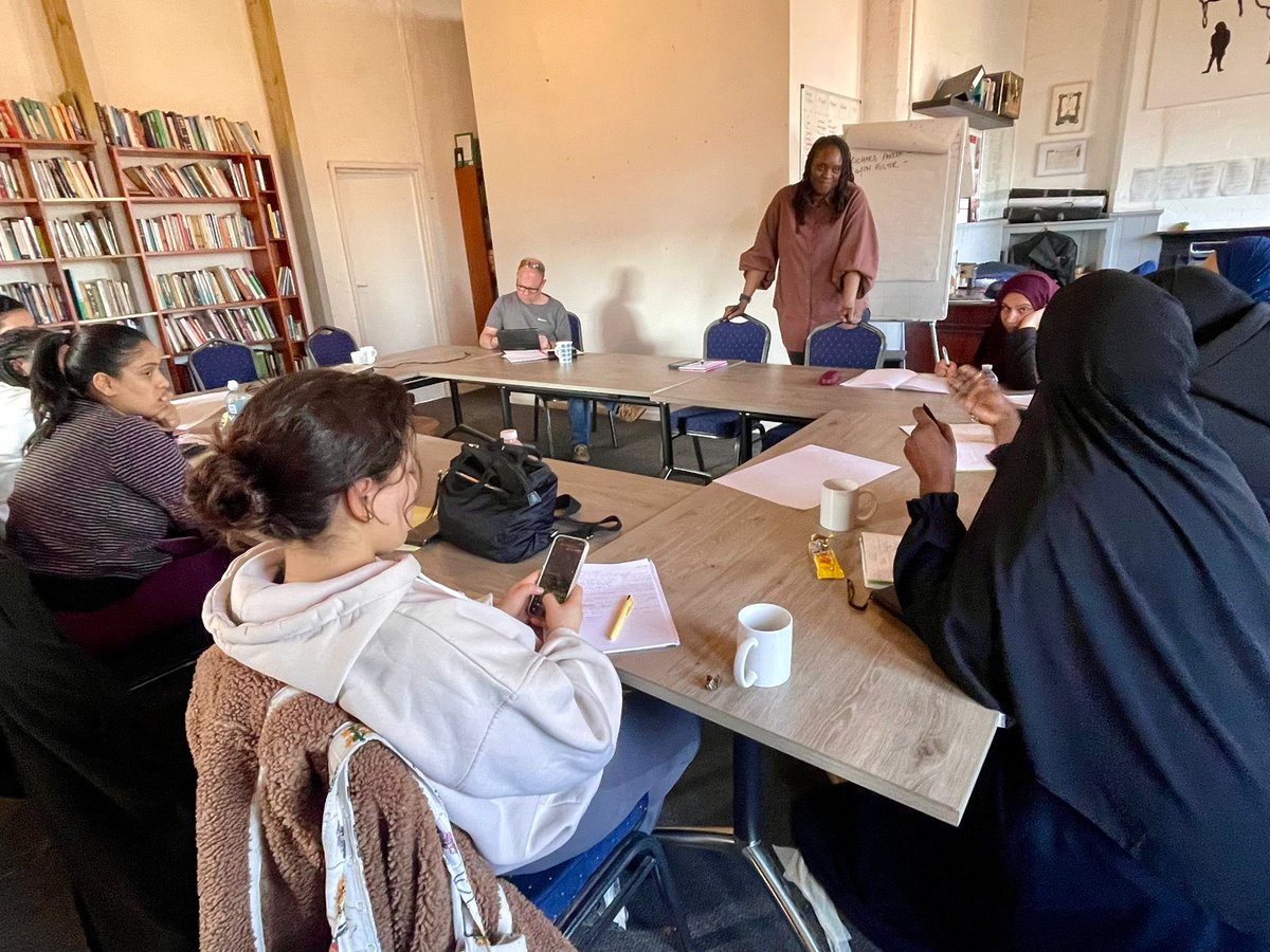 TimEvans1503's tweet image. Wednesdays Level 3 in Sustainable Community Leadership ChangeMakers course was around community power and campaigning facilitated by the amazing Toyin #ChangeMakers #Seedbeds #CommunityTreasure