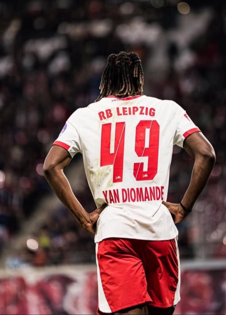 •6🇨🇮 tweet media