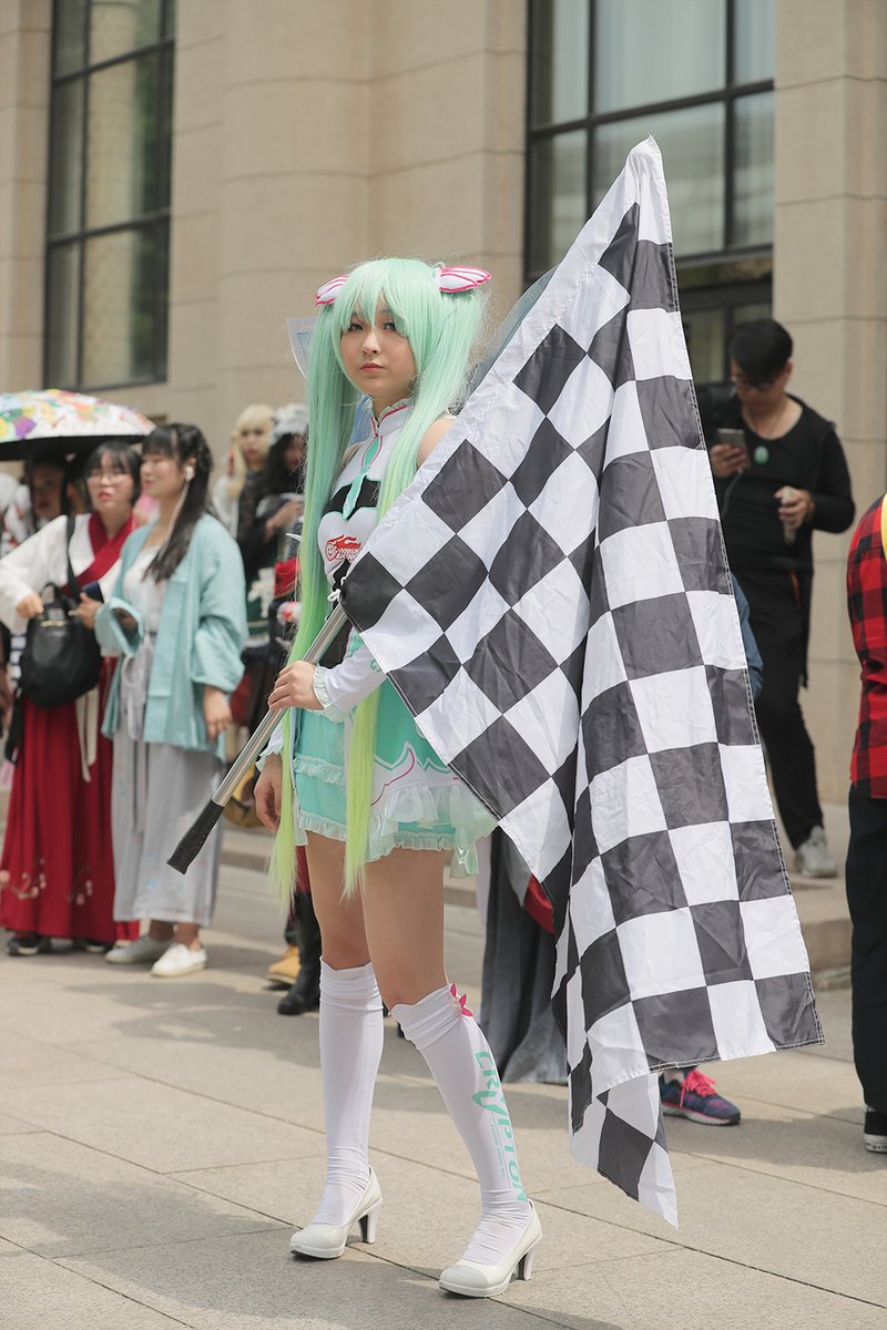 ポテコ tweet media