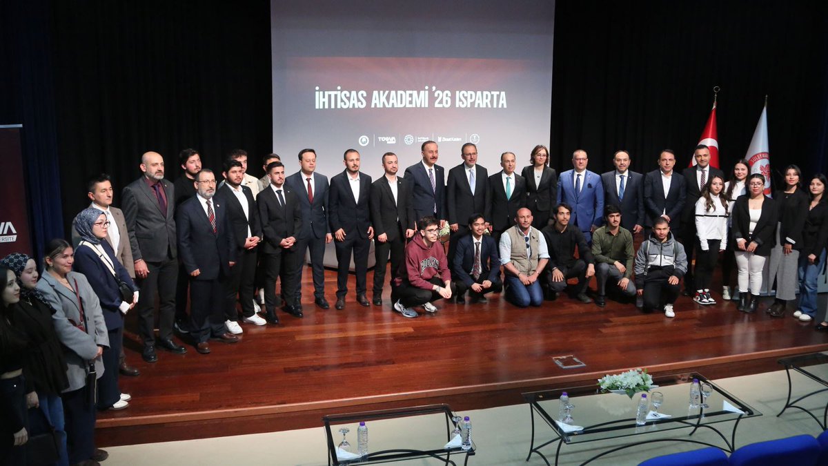 Mehmet Saltan tweet media