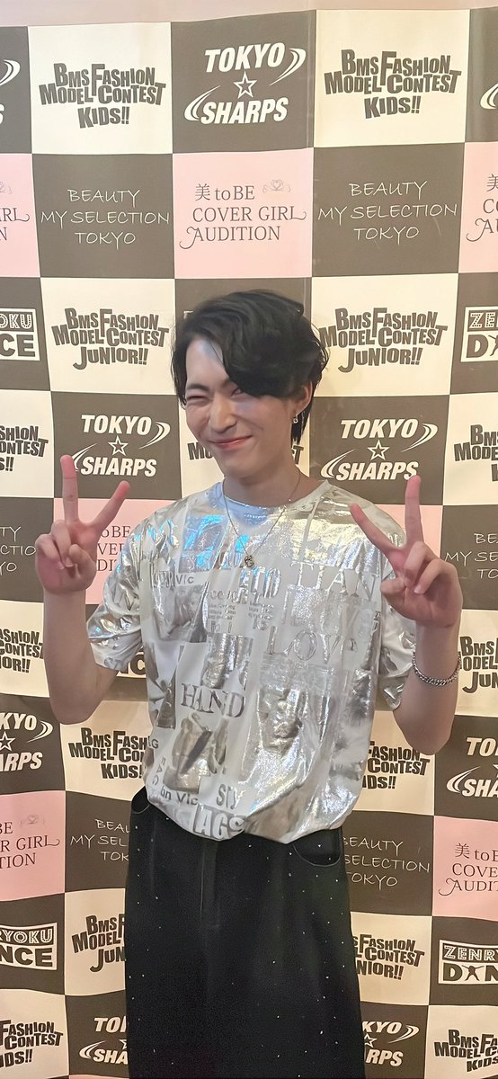 stw3s3's tweet photo. ランウェイ歩いてきました
インスタもう少しで2000人行きそうです！ https://t.co/edR7xstU3w