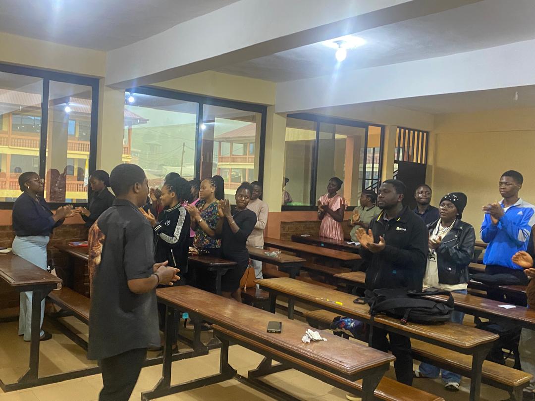 CatucSdg's tweet image. This is more than just speaking… it’s about impact, connection, and becoming the best version of ourselves.

We’re just getting started

#PublicSpeaking #SDGClub #LeadershipDevelopment #YouthEmpowerment #ConfidenceBuilding #CommunicationSkills  #SpeakWithImpact 
#CATUC