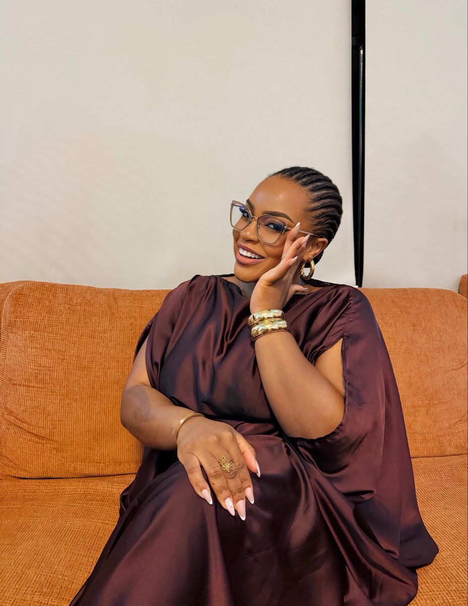 minah🌹 tweet media