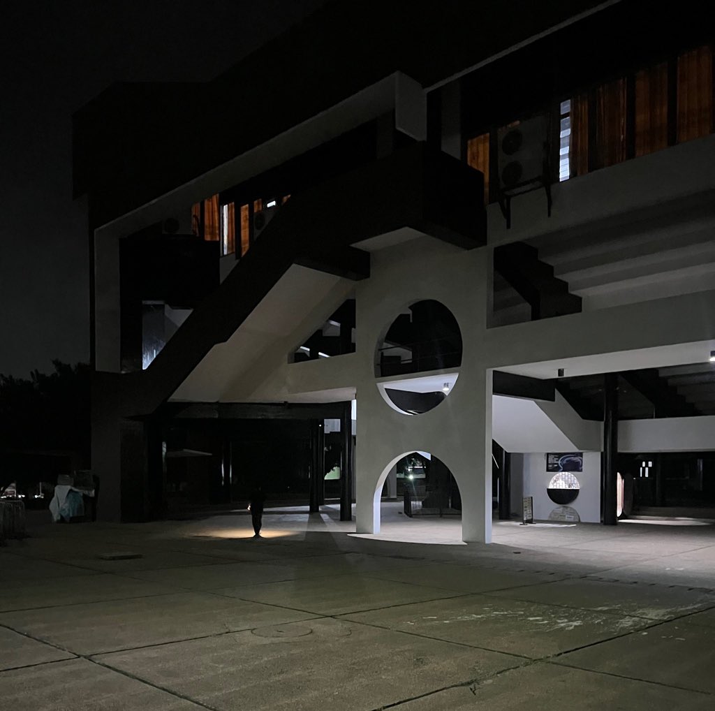 AYOMIDE ⚜️ tweet media