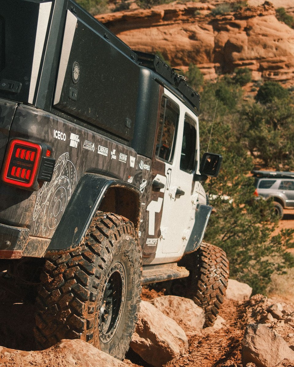 R1Concepts's tweet image. All the vibes on Steel Bender w/ the @nittopitcrew 🤭 

Full video on our YOUTUBE! 

#STOPPINGTHEWORLD #R1concepts #teamR1