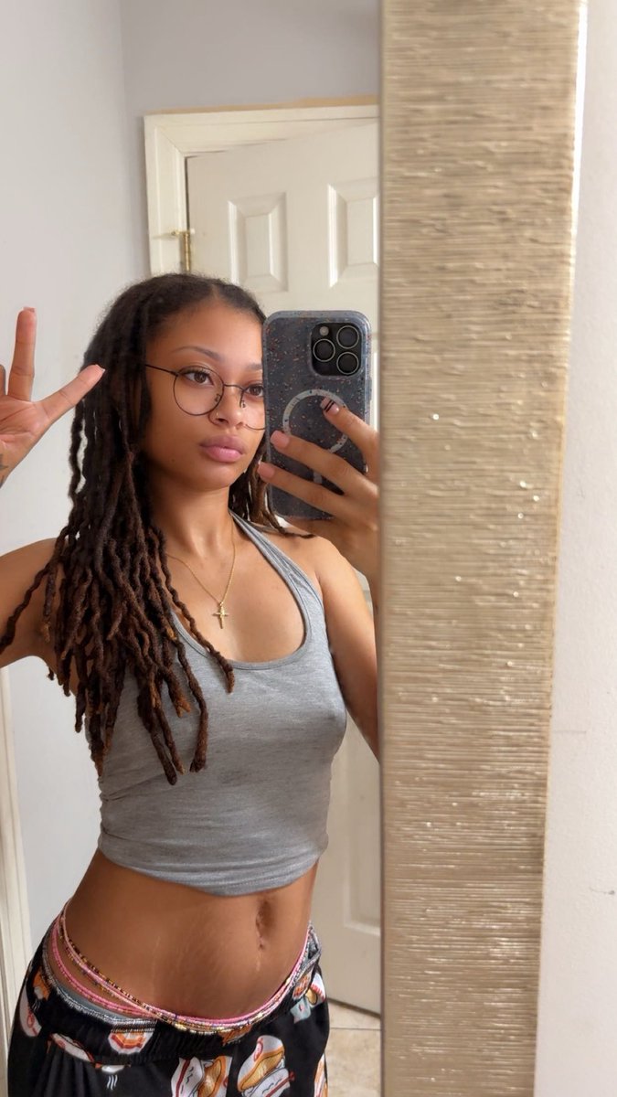 Paris 🫧 tweet media