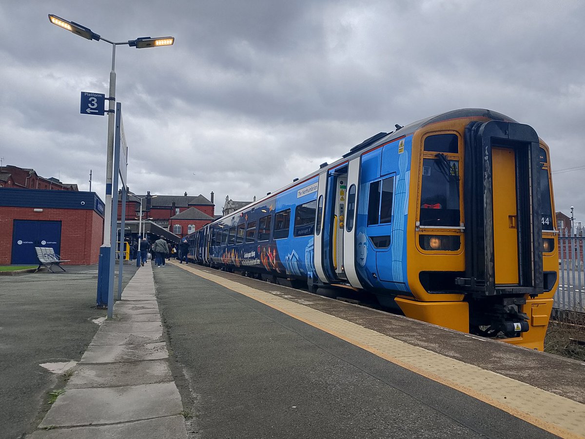 NORTHERN 🚆 tweet media