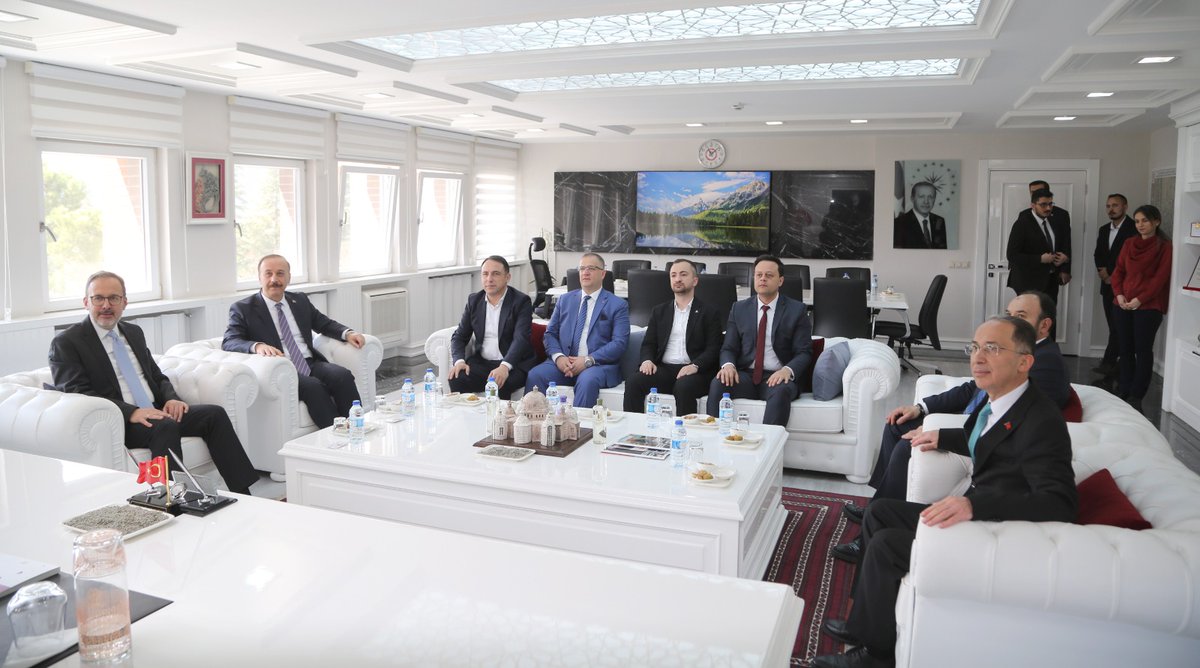 Mehmet Saltan tweet media