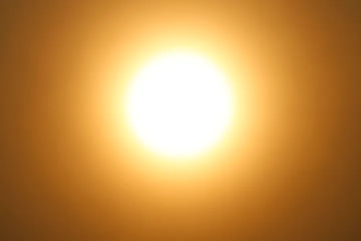 forallcurious's tweet image. 🚨: In 2010, Spanish woman María Ángeles Durán claimed ownership of the Sun by registering it at a local notary in Vigo, Spain, citing a loophole in the 1967 UN Outer Space Treaty which bans nations—but not individuals—from owning celestial bodies!