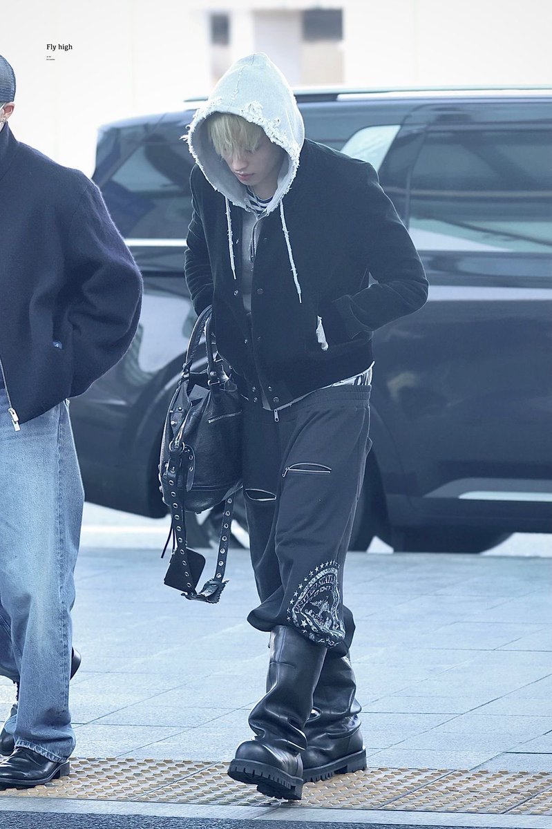 elo q ama os jeongchan tweet media