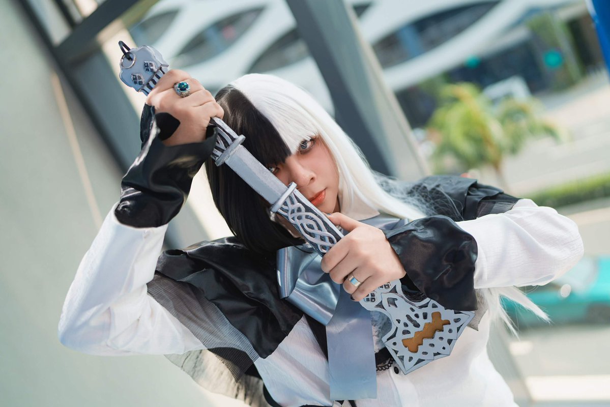 B̾L̾4̾Z̾3̾ tweet media