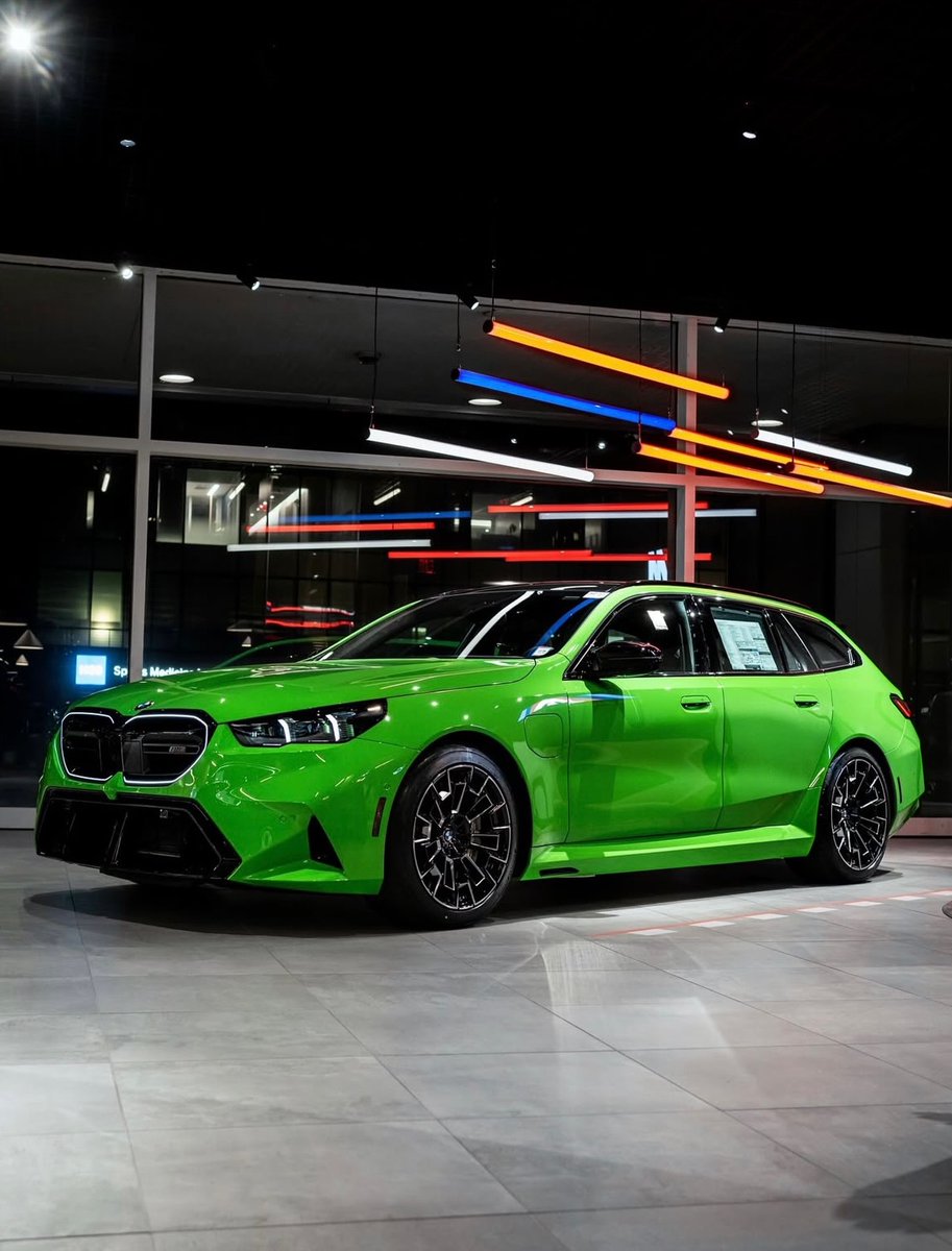 ///M-Bouy💙❤️ tweet media